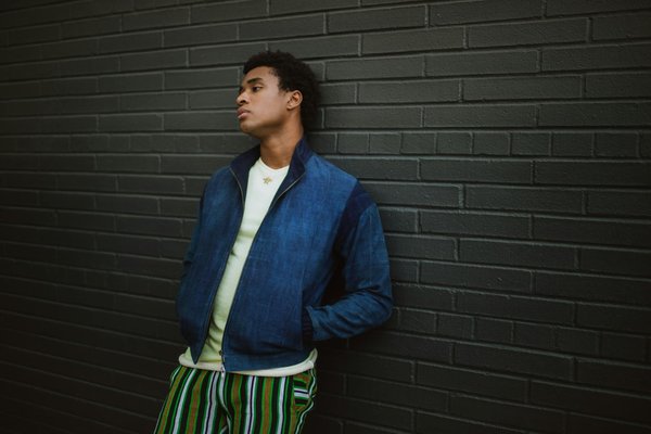 Chapeau femme : redéfinir l'élégance et la protection au fil des saisons